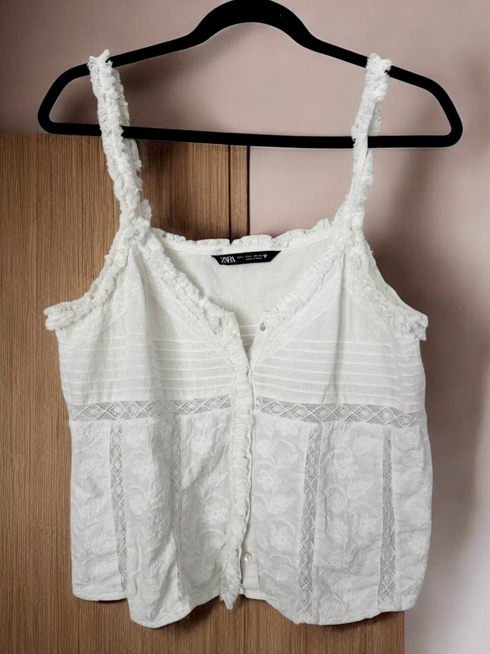 ZARA Women’s Sz L 100% Cotton Embroidered Tank Ruffle Trim Floral White Boho